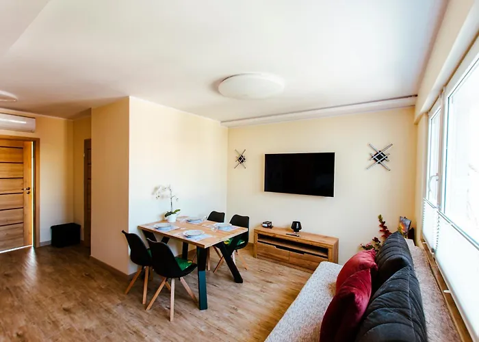 Apartment Vacationclub - Gierczak 15 10 *